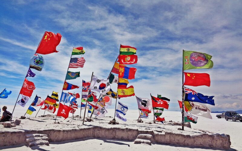 the-salar-de-uyuni-2168217_1280